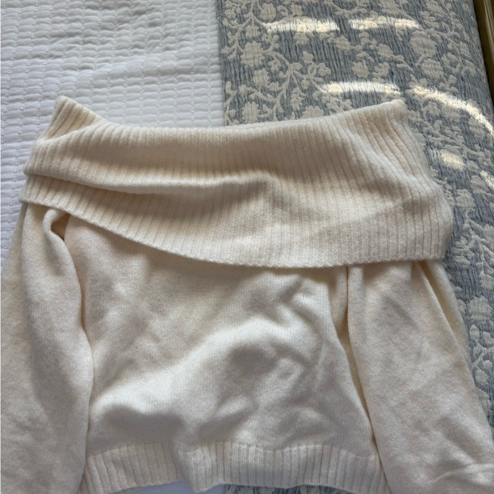 Abercrombie & Fitch Off-Shoulder Cream Sweater